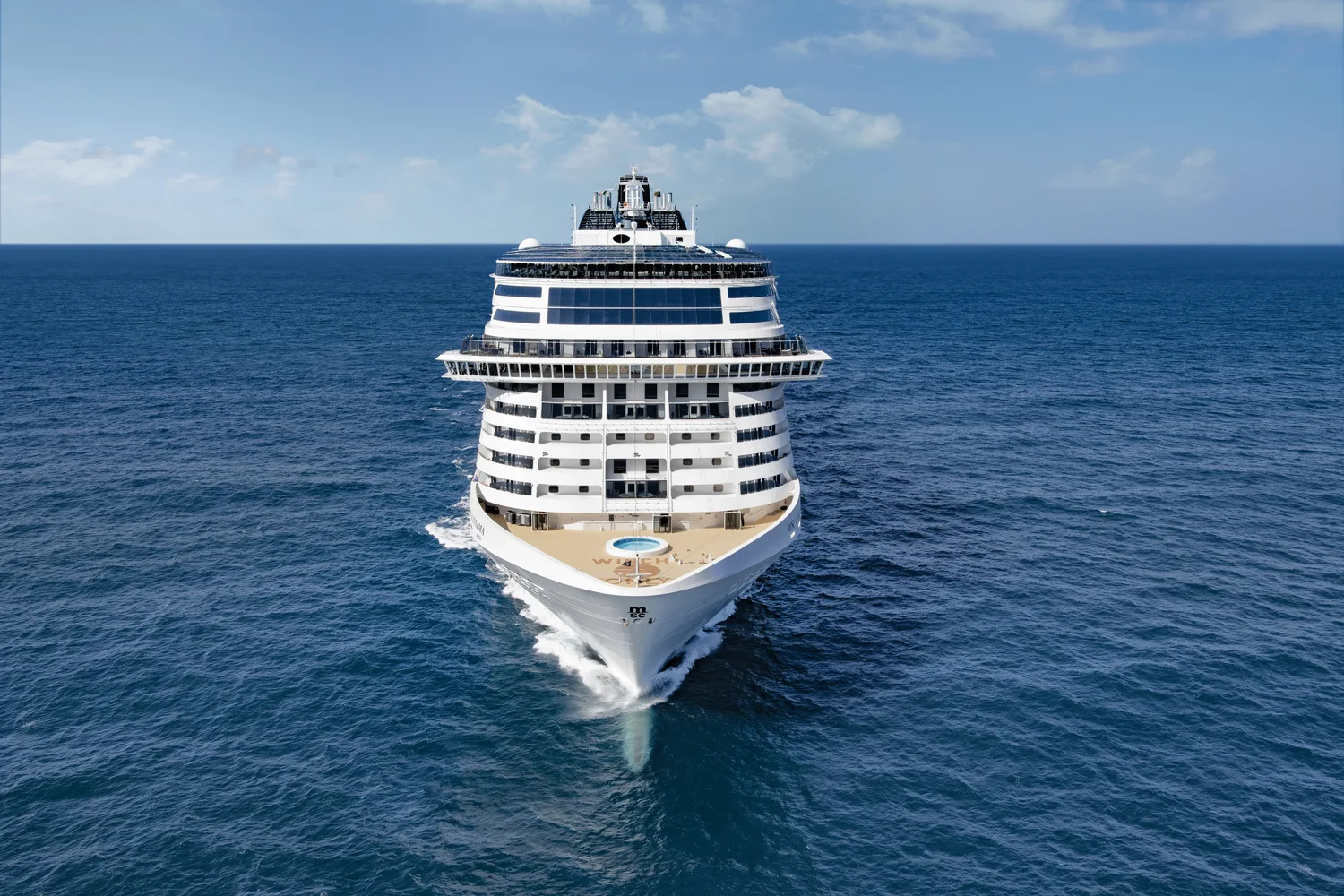 MSCベリッシマ 船舶外観（正面）